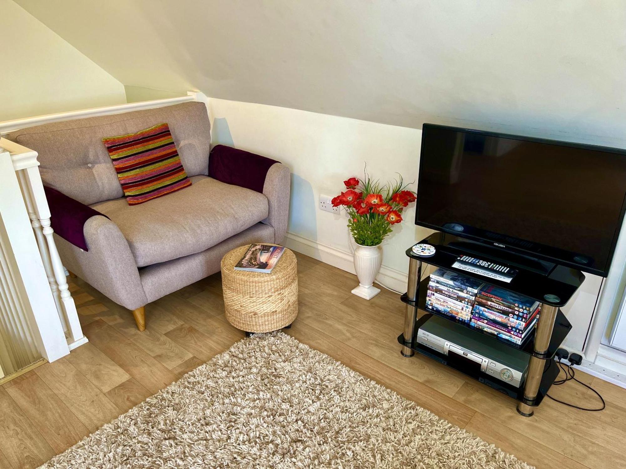 Priors Oak - A Cosy Studio With Countryside Views In Dorset Stalbridge Ngoại thất bức ảnh